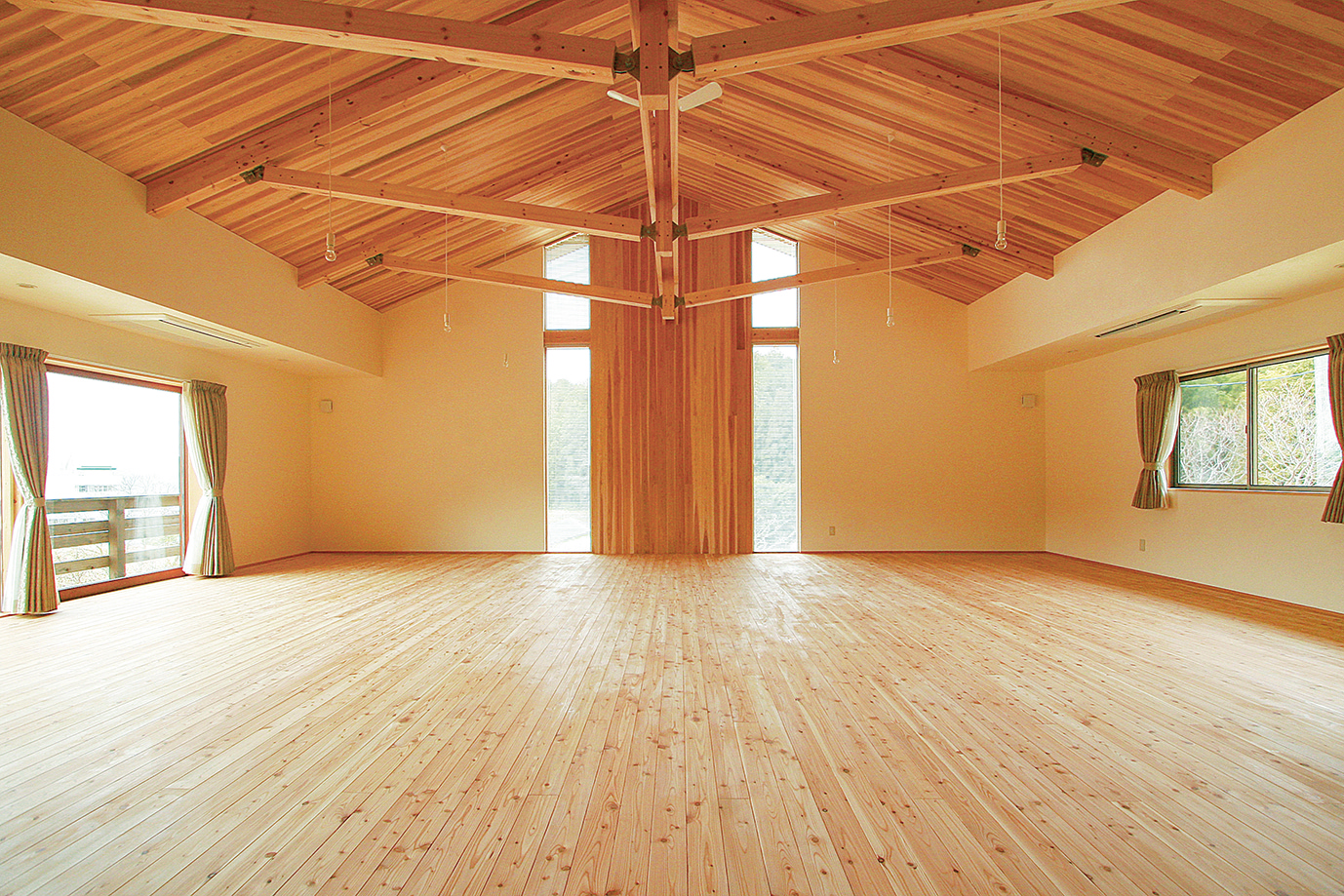 トラス・金物接合